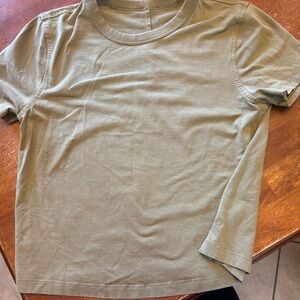 lululemon athletica Olive Short Sleeve Tee